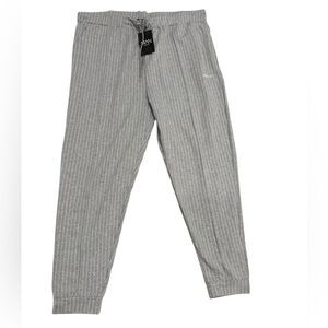 NWT Boohoo Men’s Big & Tall Gray Pinstripe Jacquard Jogger Pants-4X